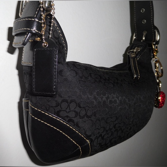 Coach Black Shoulder Bag - Picture 4 of 8